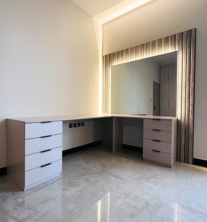 Dresser