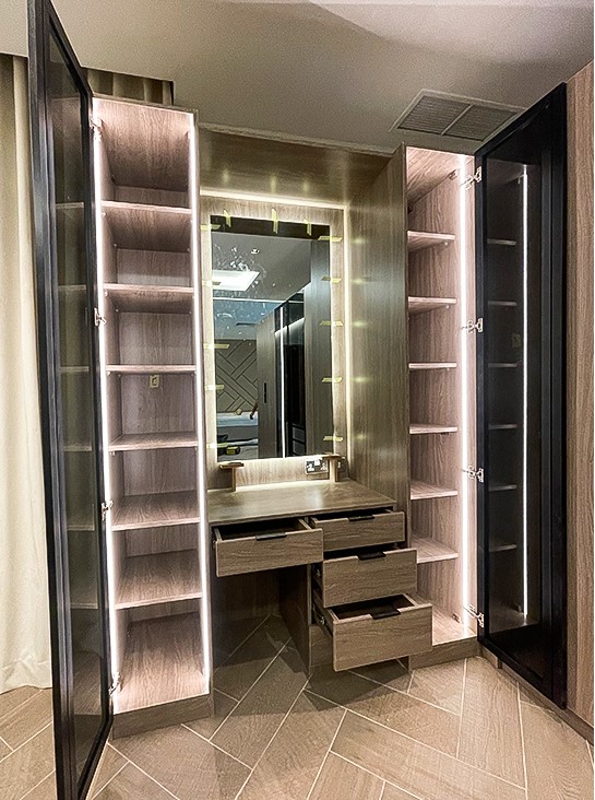 Dresser